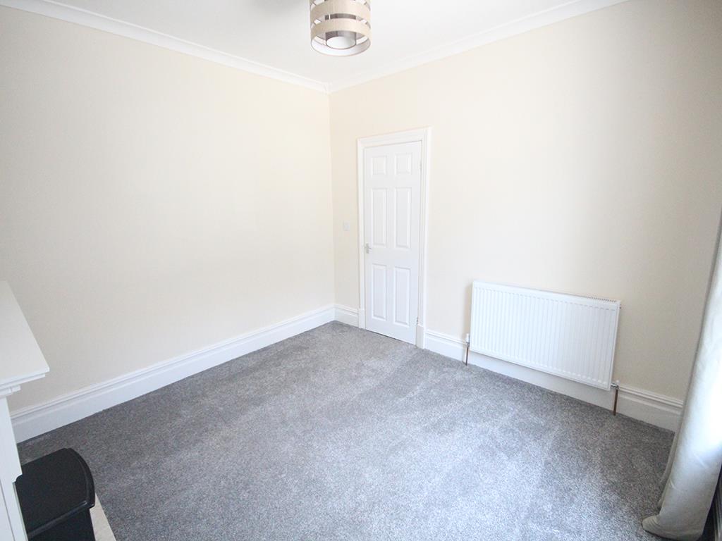 3 bedroom mid terrace house To Let in Barnoldswick - IMG_6959.jpg